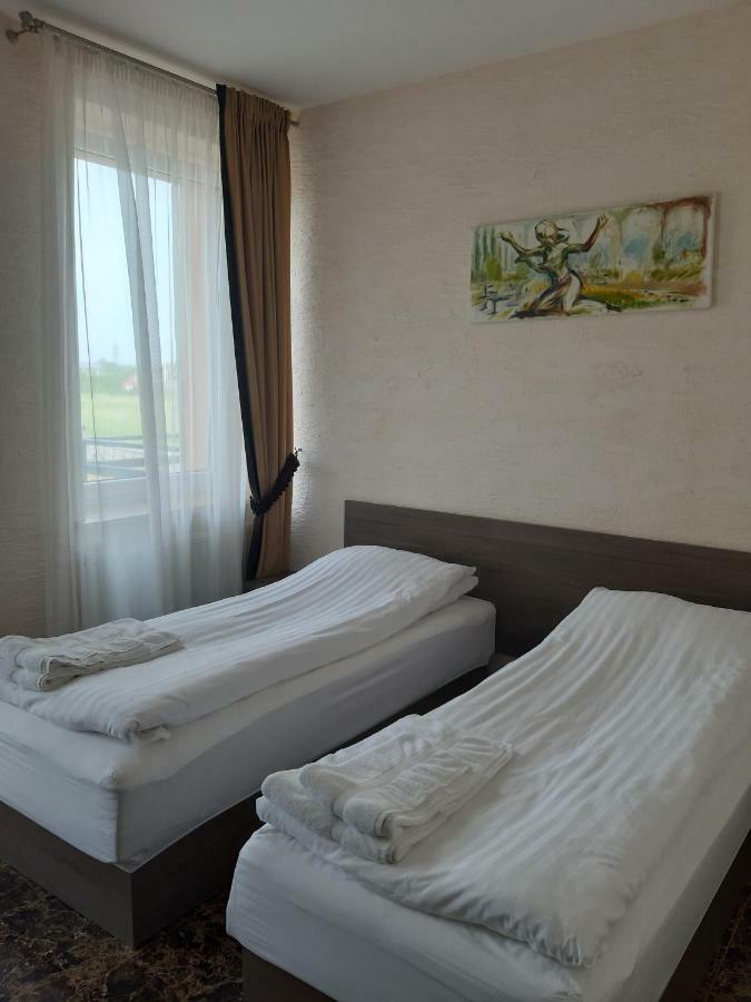 Arka Hotel Mazeikiai Luaran gambar